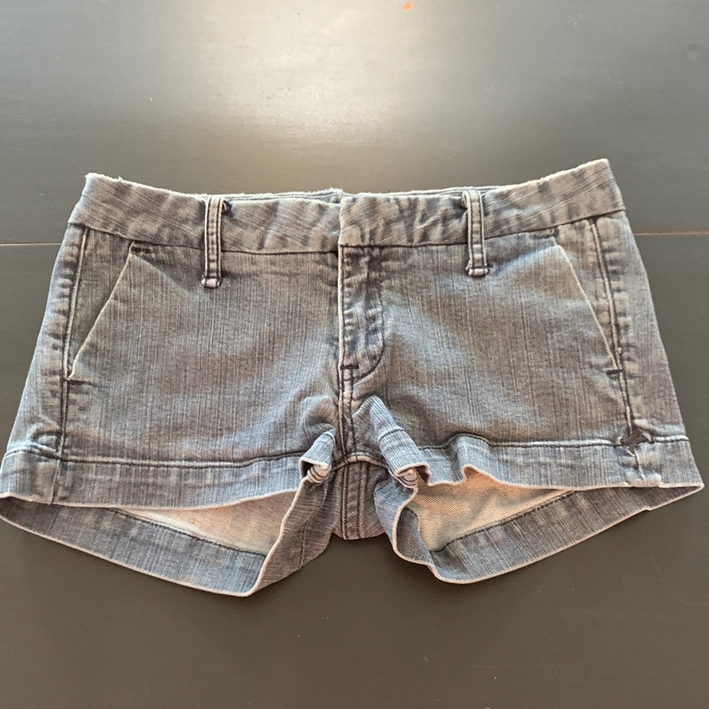 Hurley Women's size 3 blue Jean Shorts